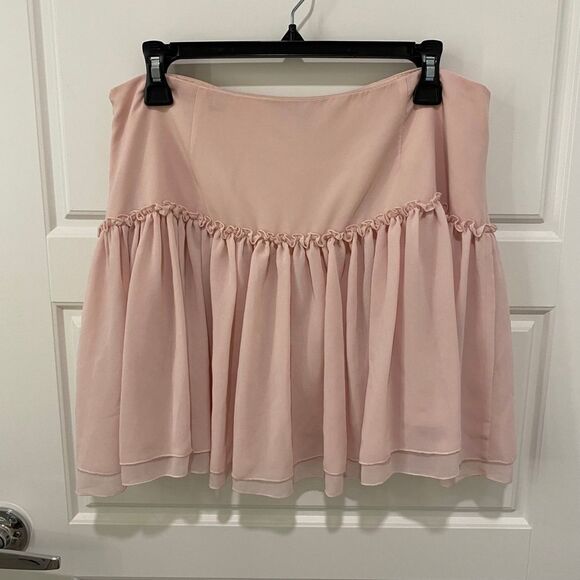 Banana Republic Women's Shirred Dropwaist Mini Skirt. Blush Pink. SZ 14. Cute. - Picture 2 of 7
